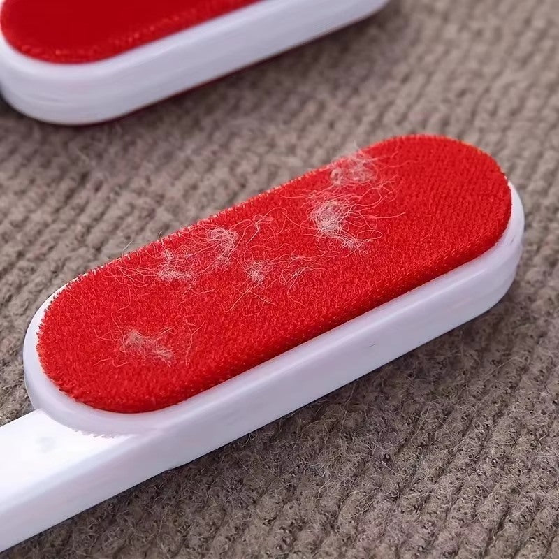 Close-up of the lint brush pad